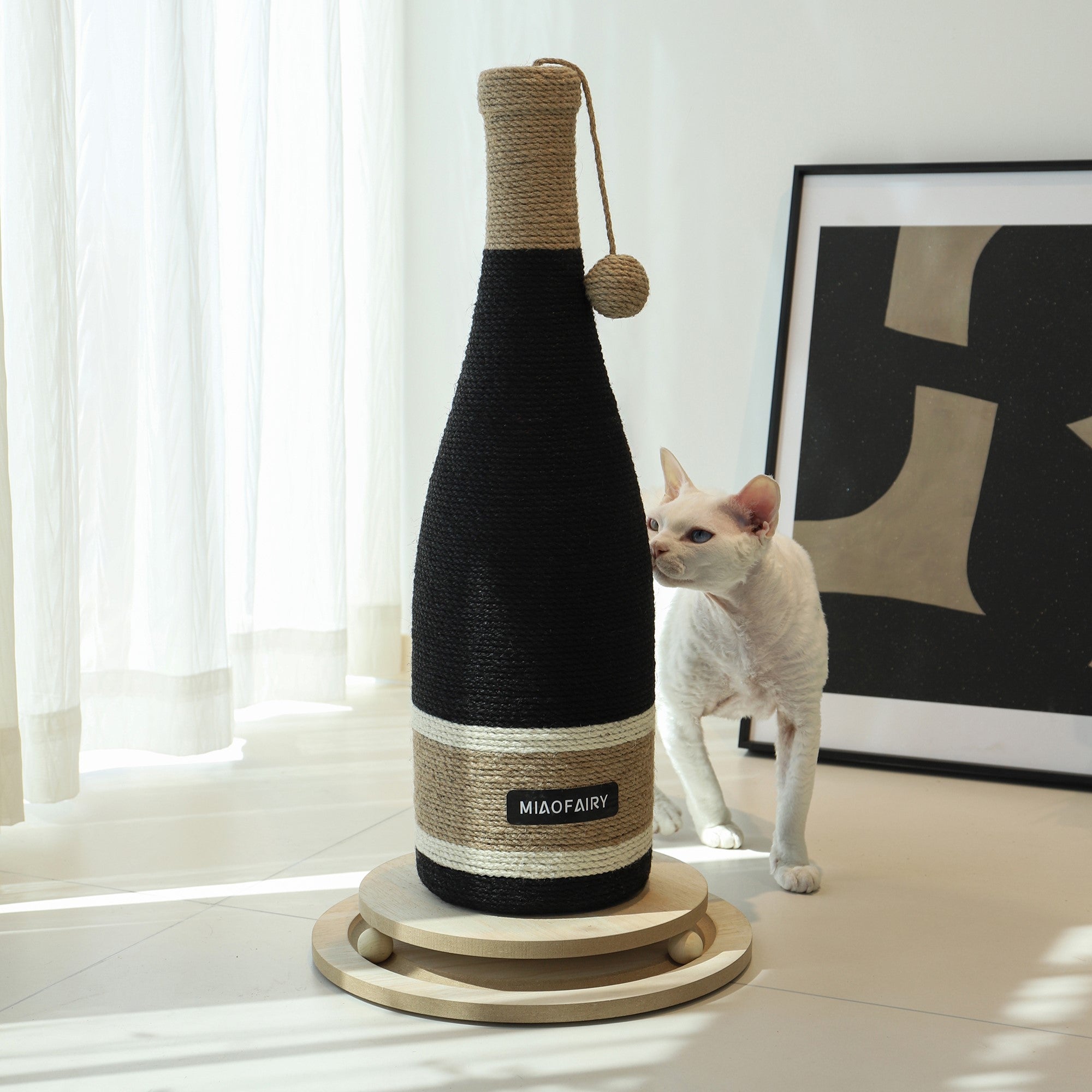Fairela Pet Wine Bottle 24.8-in Hemp Cat Scratching Post, Black/Brown