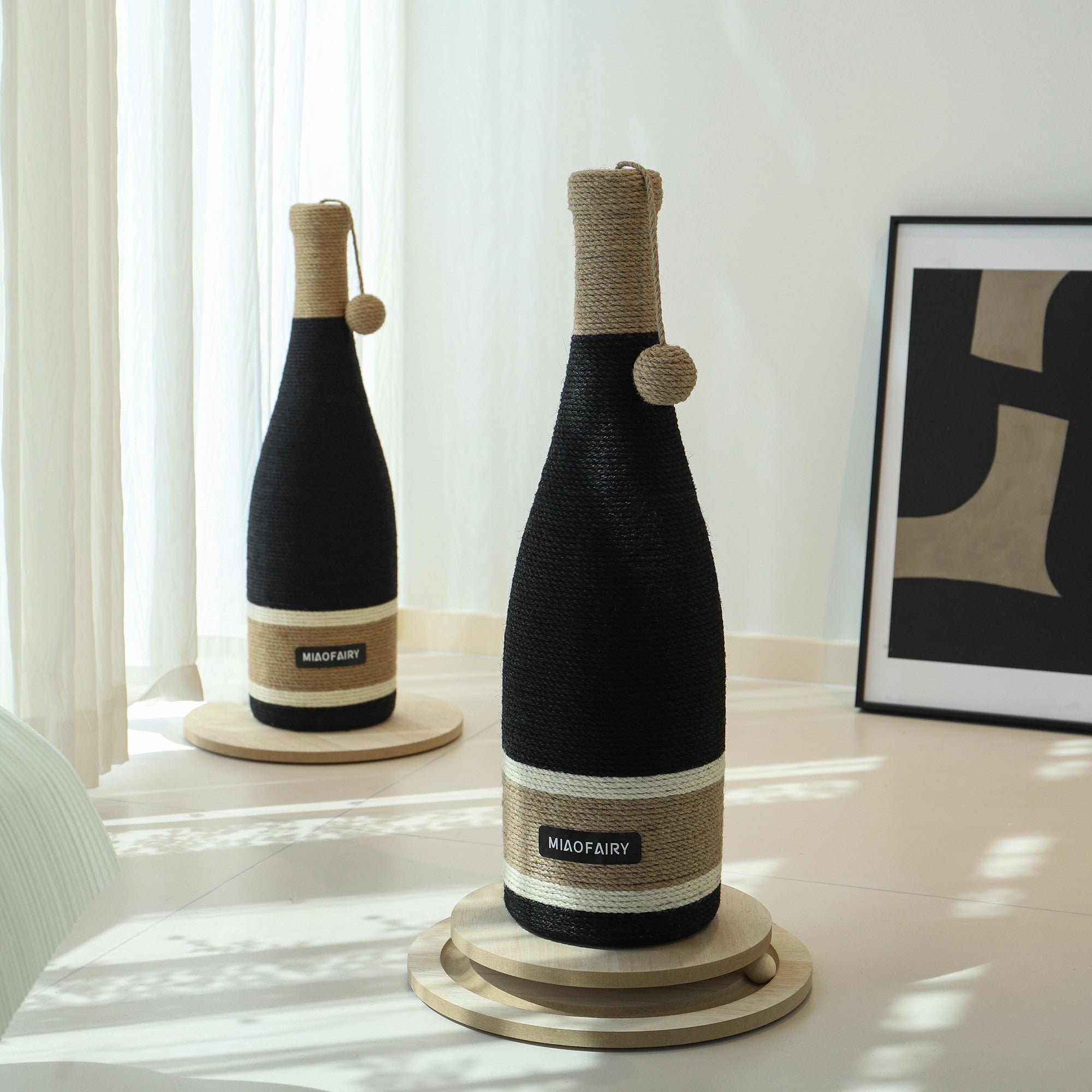 Fairela Pet Wine Bottle 24.8-in Hemp Cat Scratching Post, Black/Brown