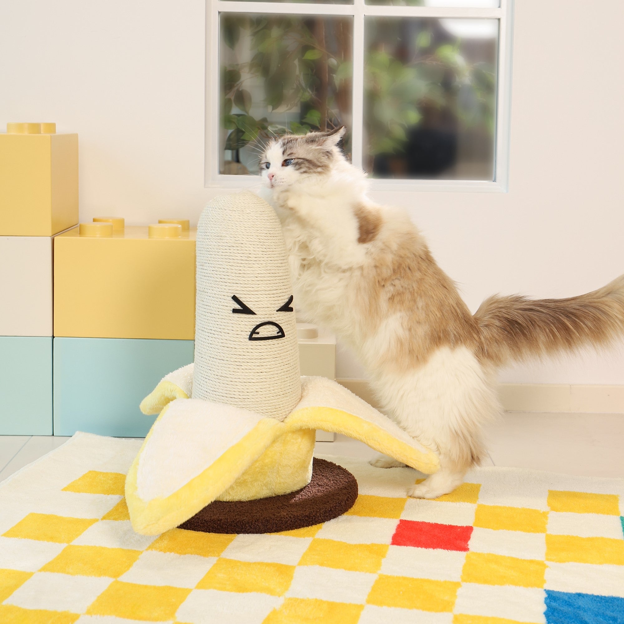 Fairela Pet Banana 17.3-in Hemp Cat Scratching Post, White/Yellow